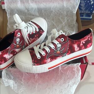 Tampa Bay Bucs Low Top